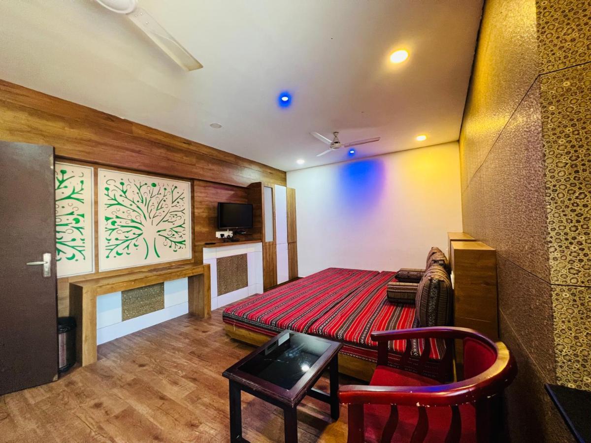 Tcs Hotel 2*