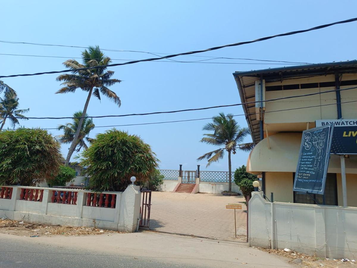 Hotel Baywatch Homes
