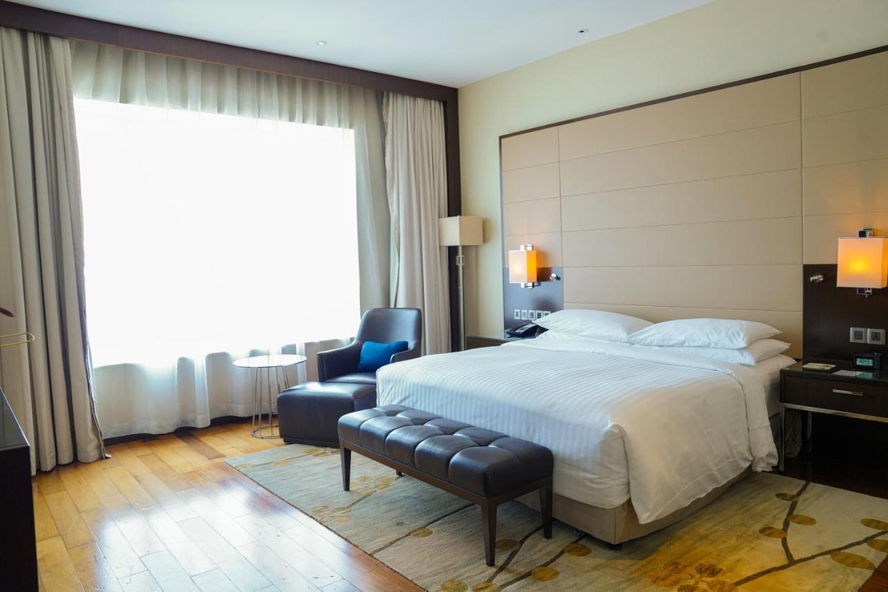 Marriott Hotel 5*