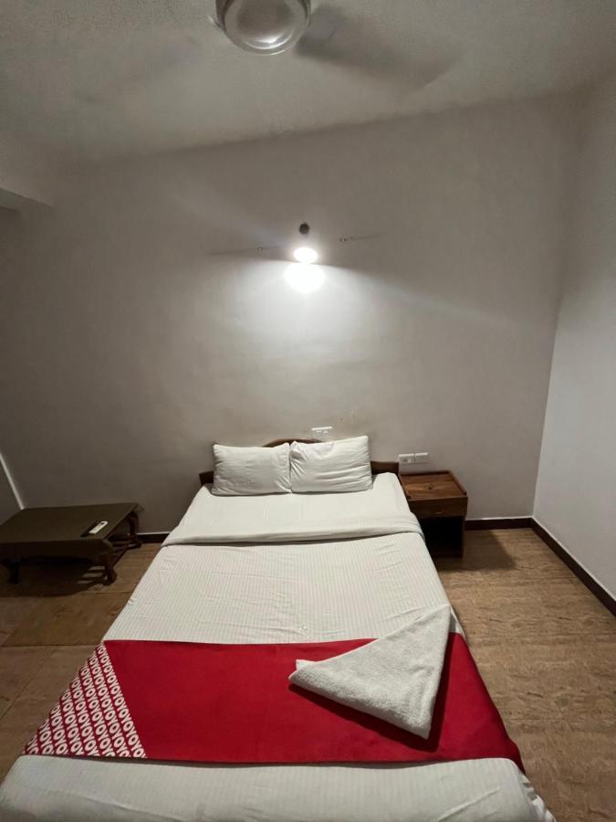 Tower 21 Regency Hotel