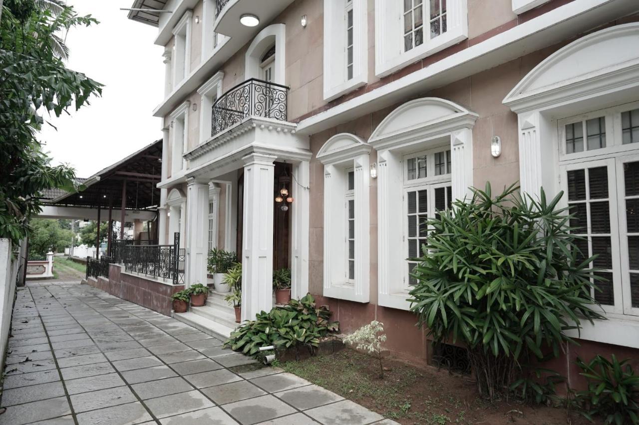 Palamattam Mastersuite Homestay *