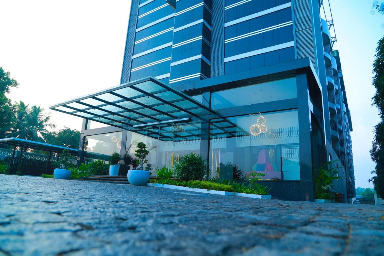 Noah Sky Hotel Kochi