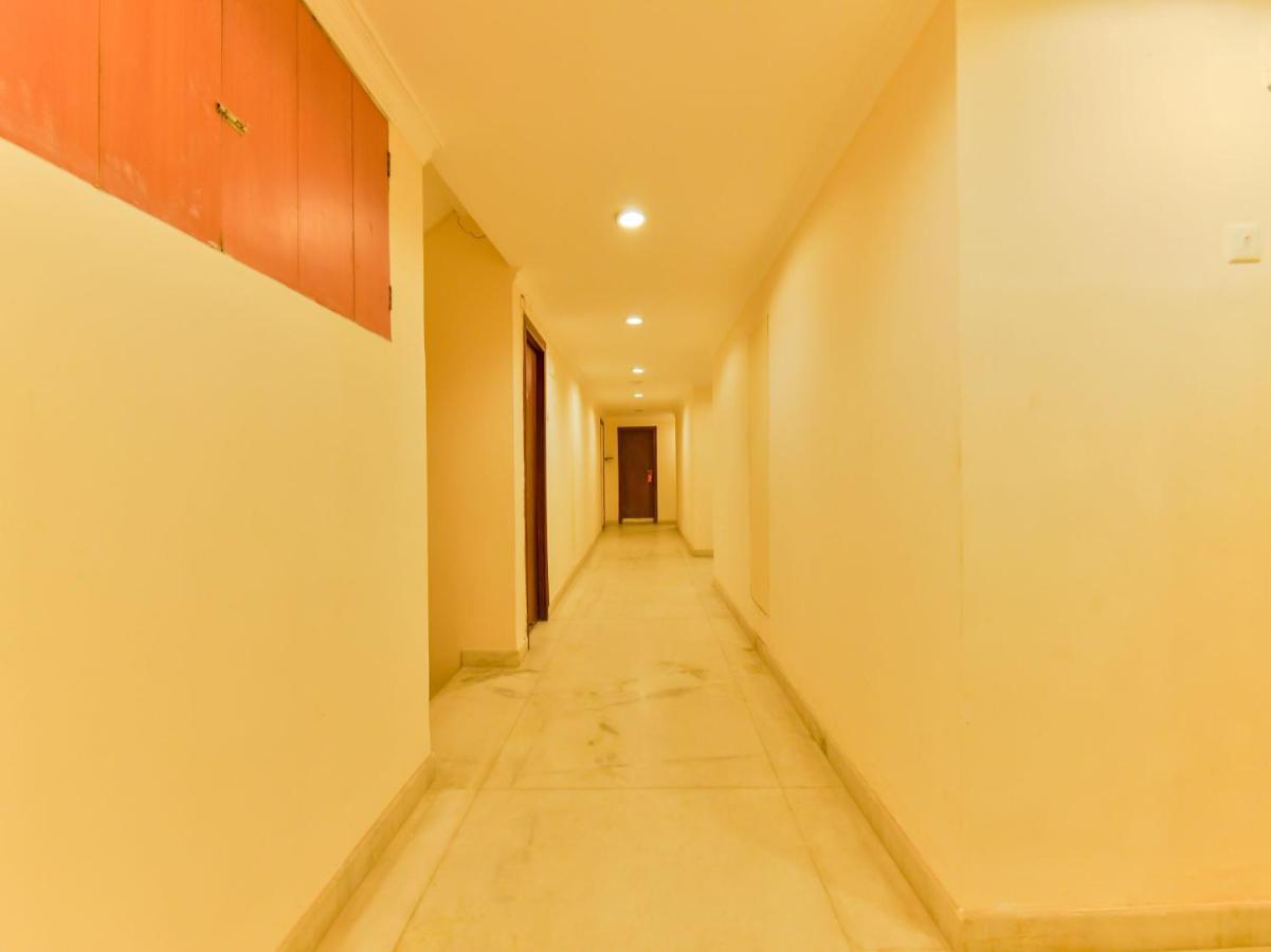 New Woodlands,cochin Hotel