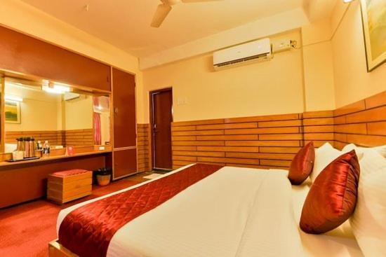 New Woodlands,cochin Kochi
