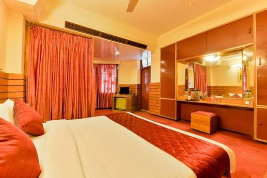 New Woodlands,cochin