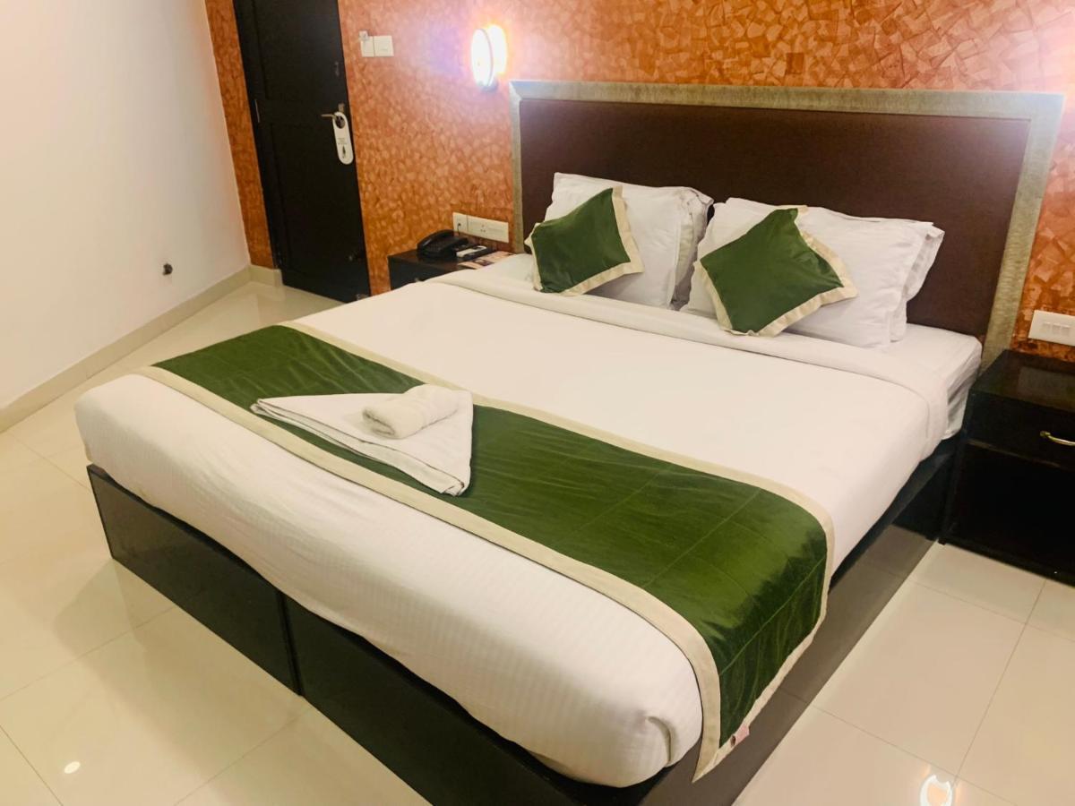 Greenlife Hotel 2*
