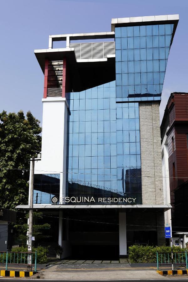 Esquina Residency *