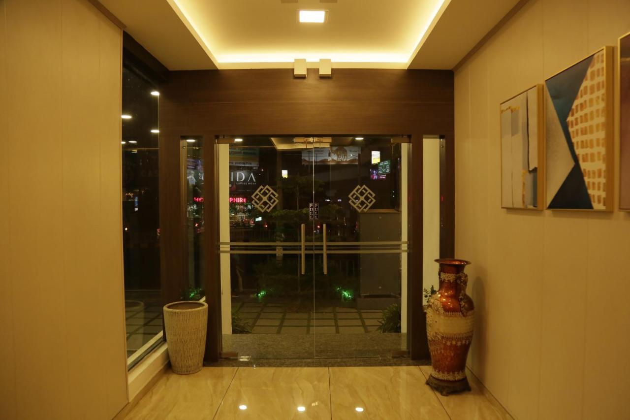 Esquina Residency