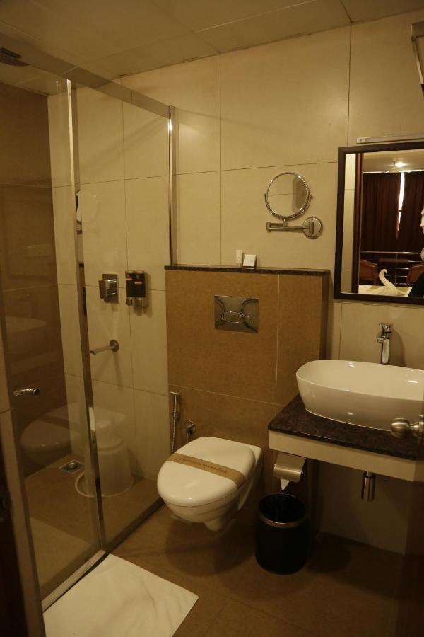 Hotel Esquina Residency Kochi