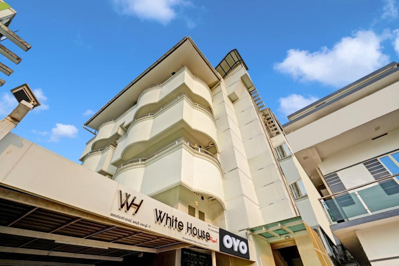 Hotel Collection O White House Pearl Kochi