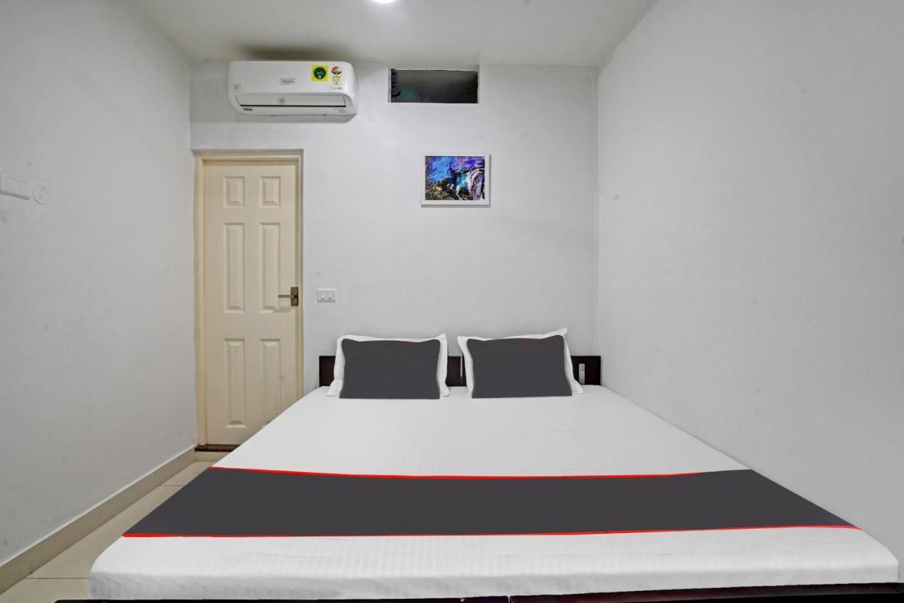 Collection O White House Pearl 4* Kochi