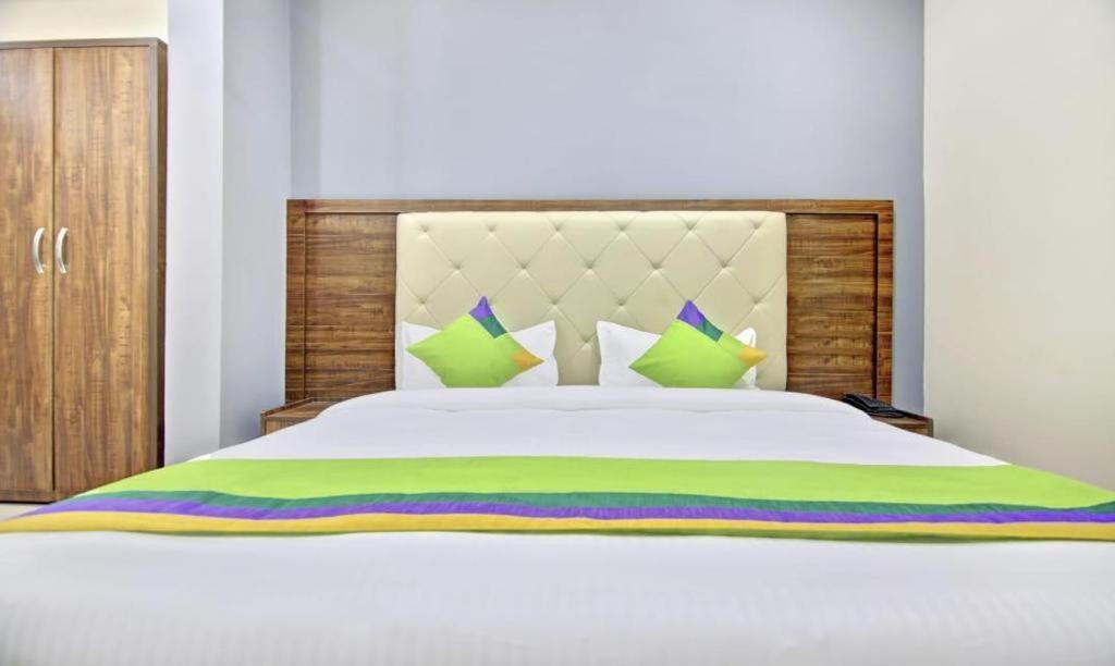 Central Inn 3*