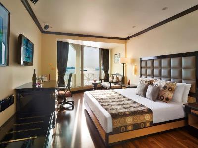 Vivanta Ernakulam, Marine Drive Hotel