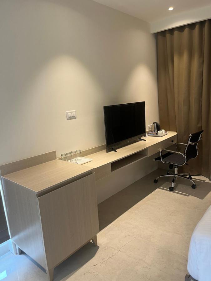 Hotel Presidency Airport 4*