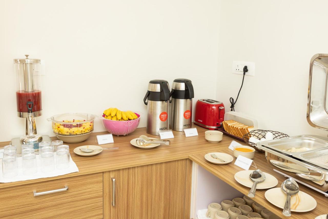 Esaa Airport Hotel 3*
