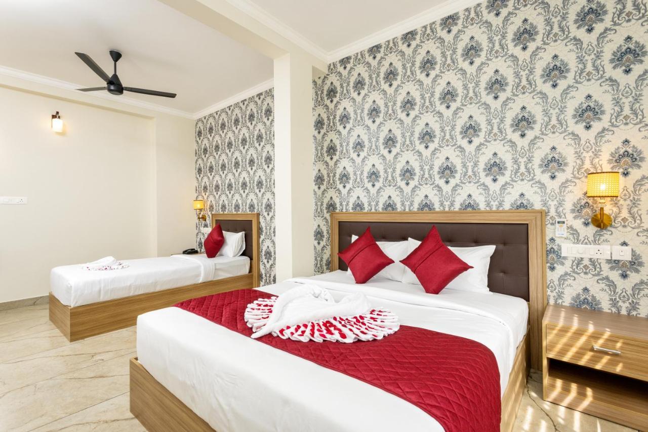 Esaa Airport Hotel Kochi
