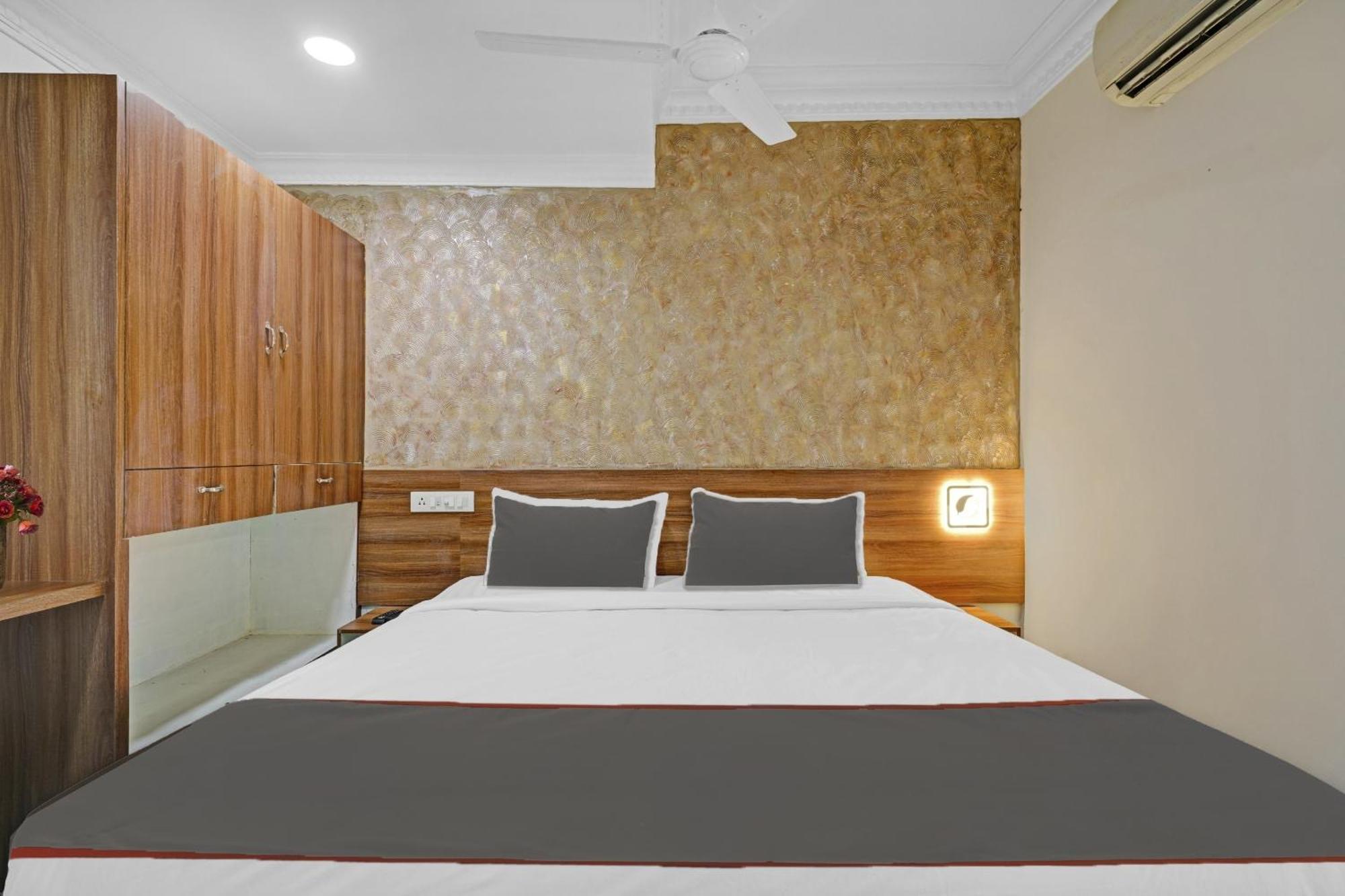 Capital O Rayan Plaza Hotel 3*