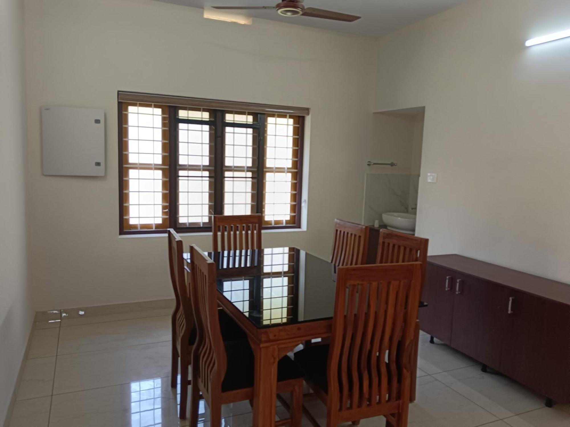 Greenview Royal Near Amrita Hospital Edappally Homestay *