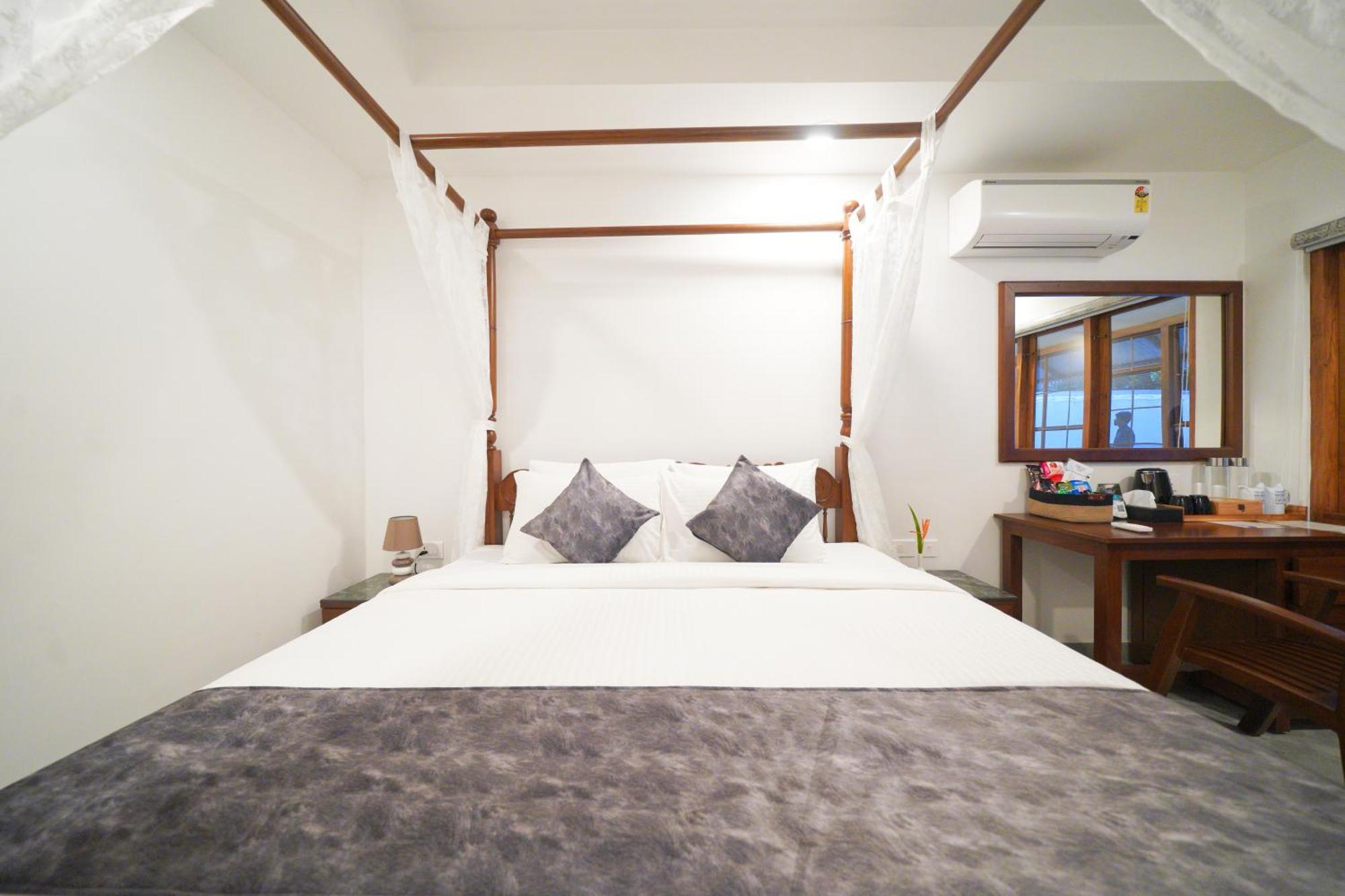 Once Upon The River, Aluva - Near Cochin International Airport Resort 4*