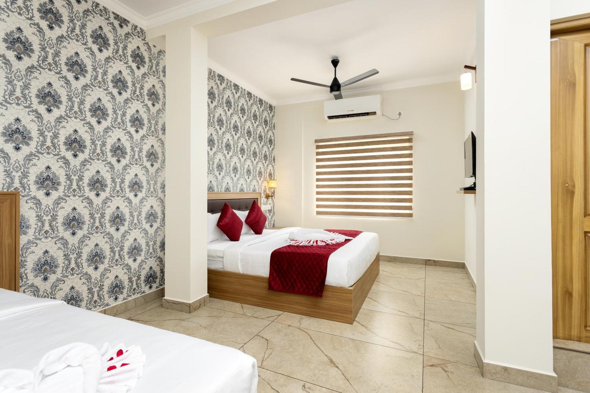 Esaa Airport Hotel
