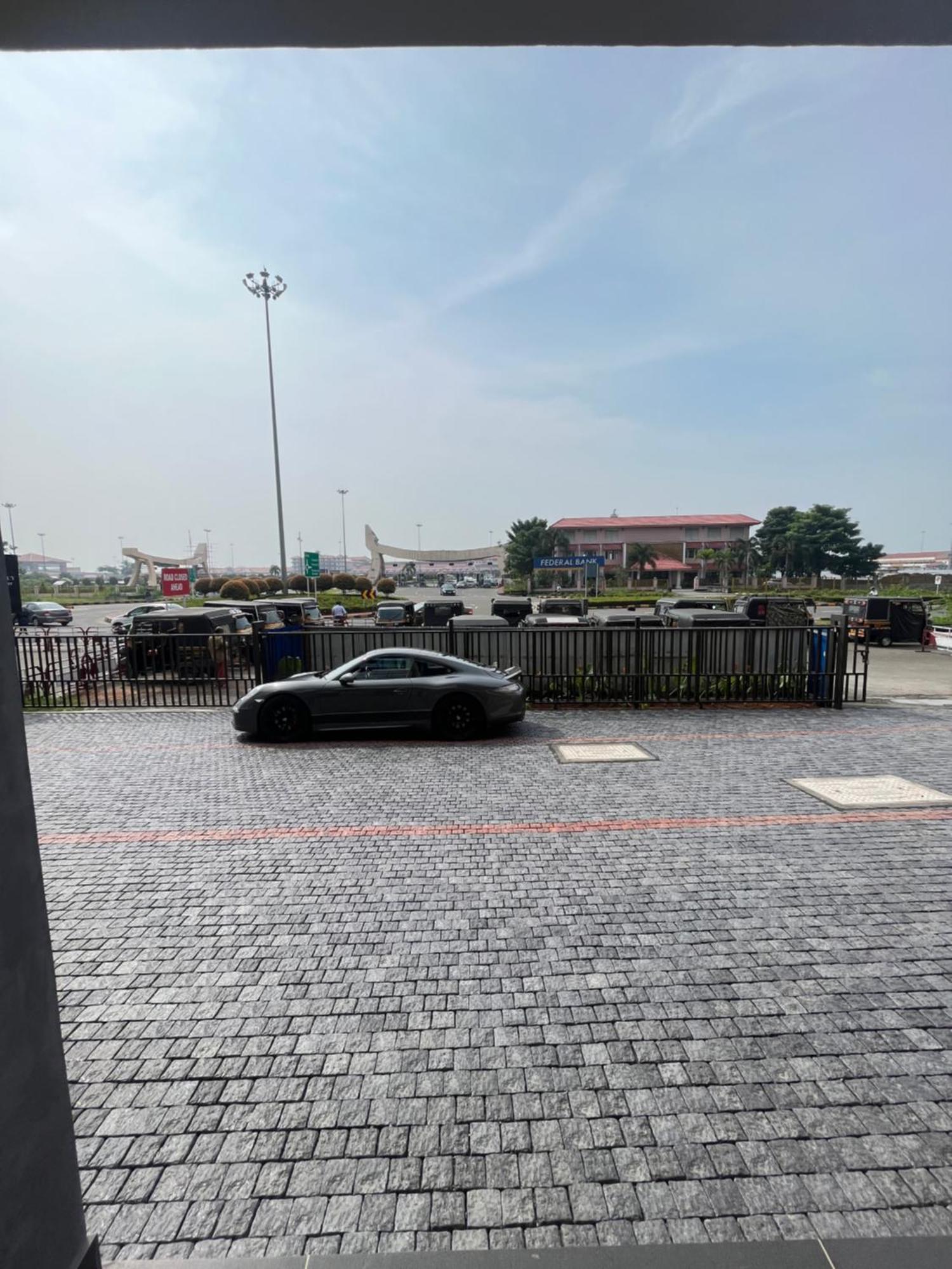 Hotel Presidency Airport