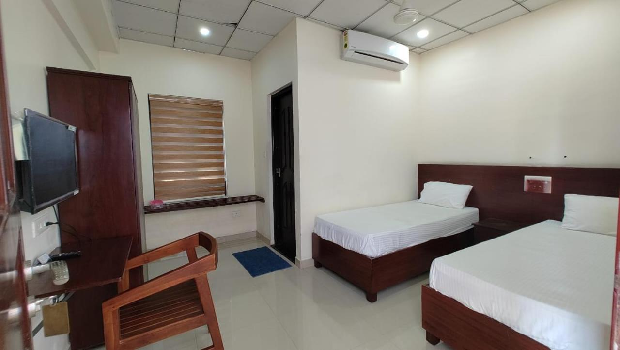 Hotel Masterkey Deluxe 2*