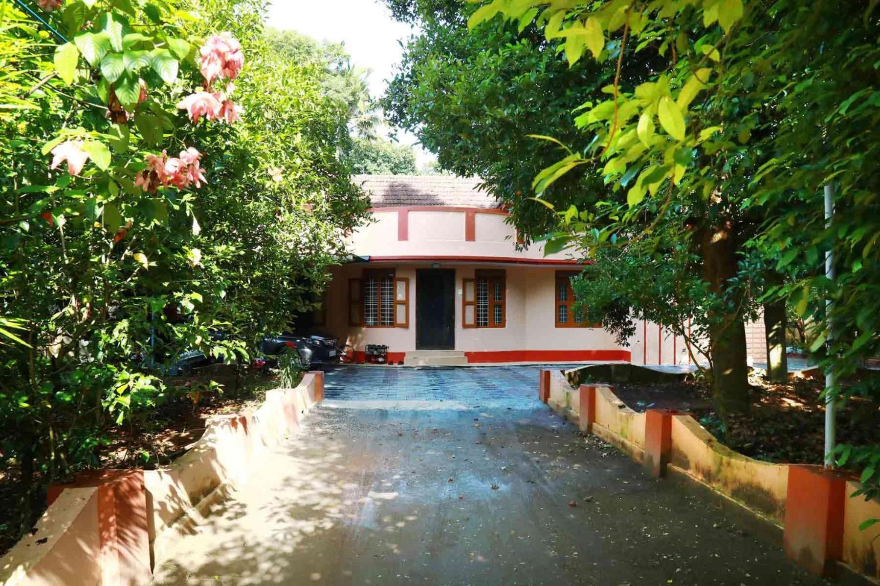Back Packers Cochin Hostel