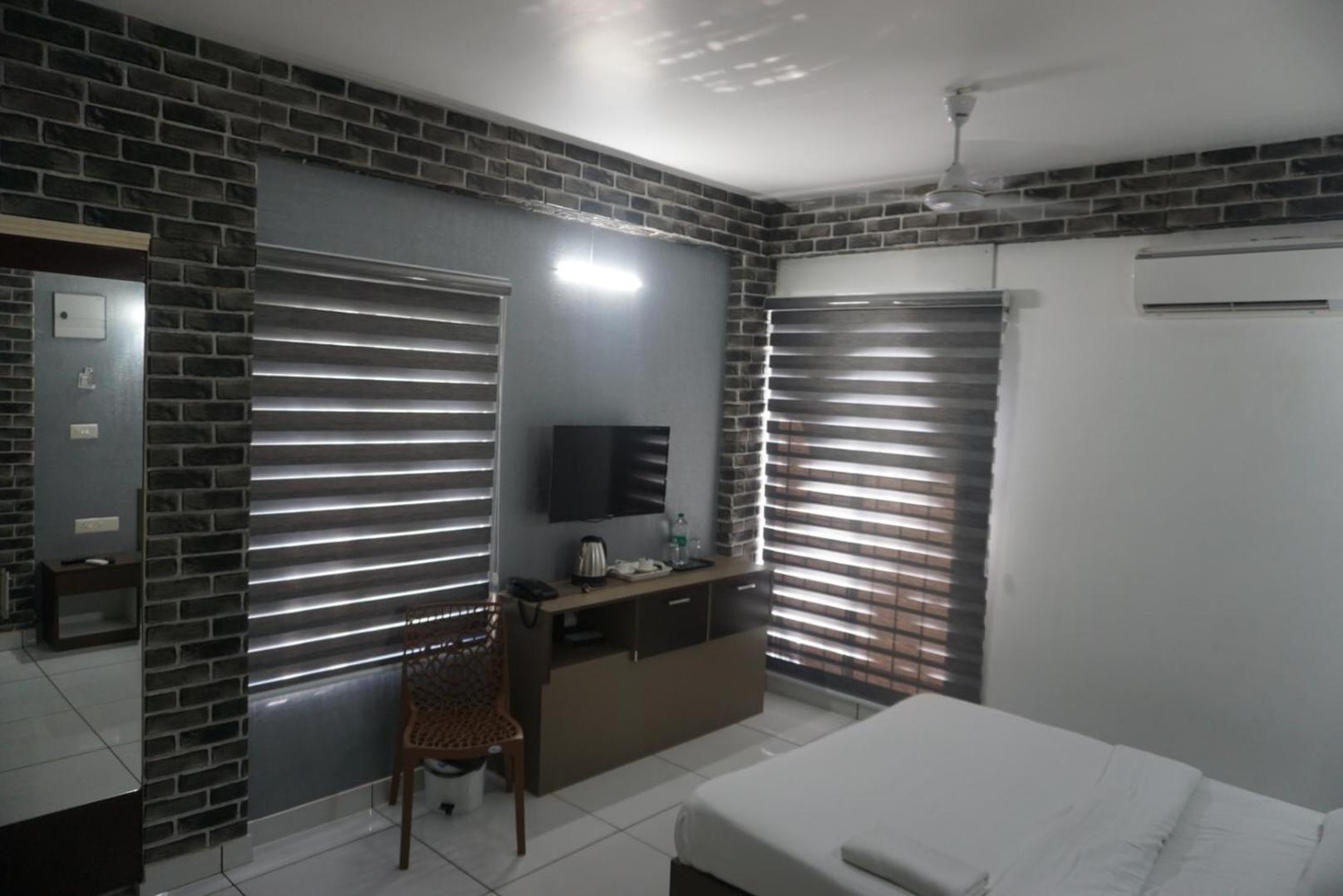 Hotel D-green 2*