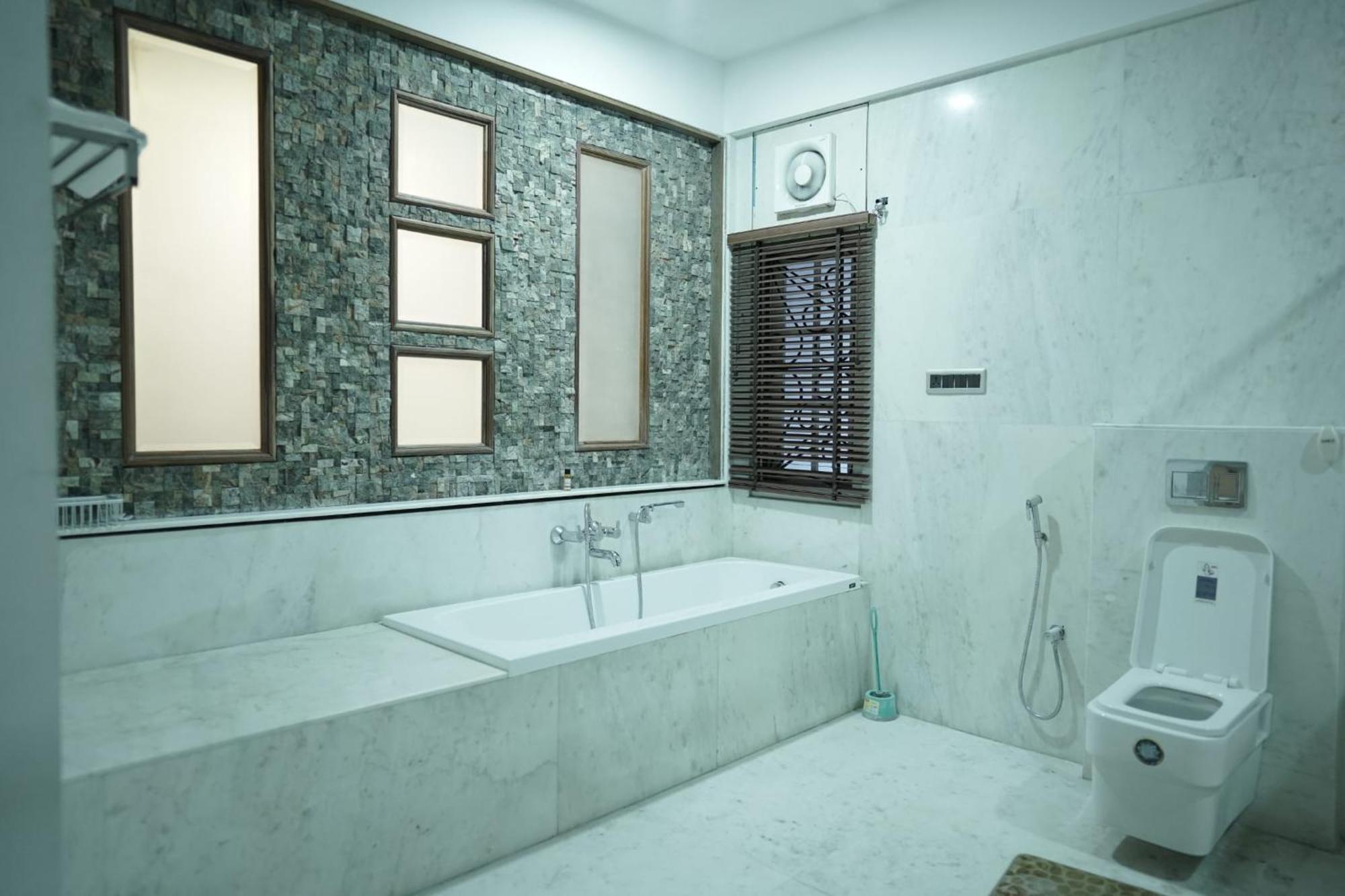 Palamattam Mastersuite