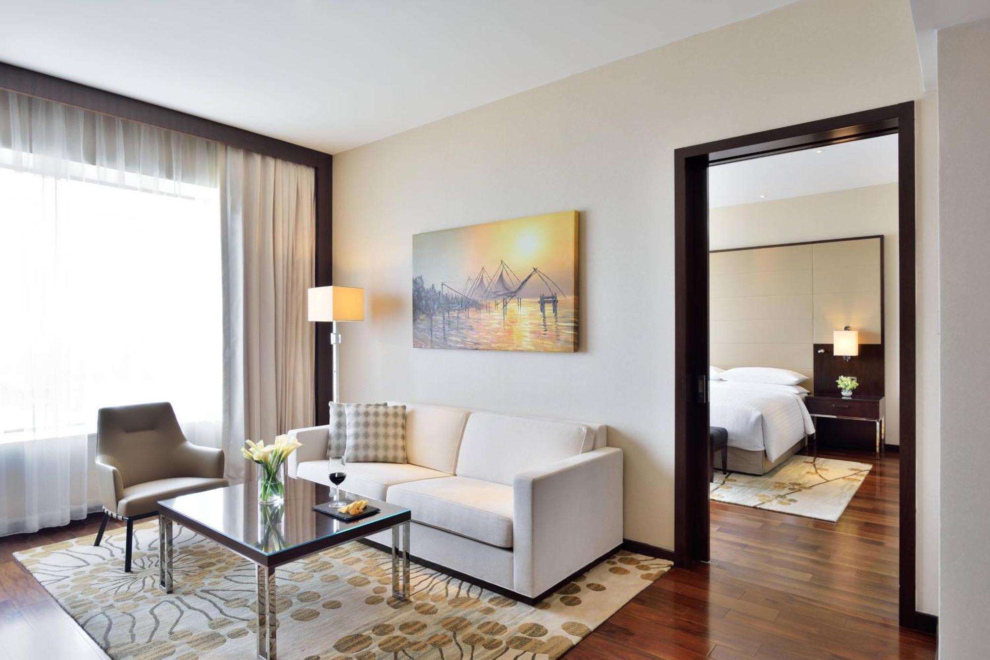 Hotel Marriott 5*