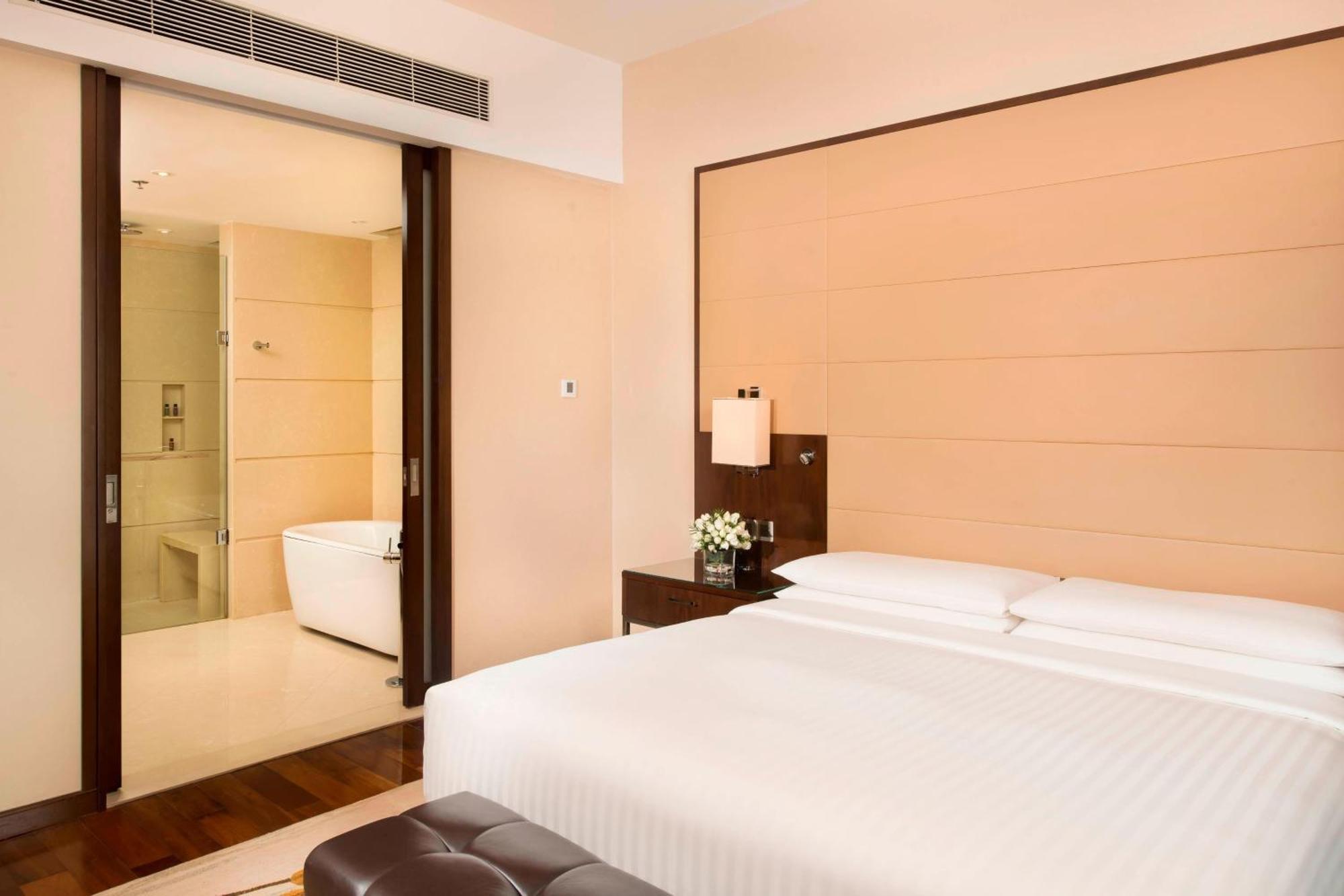 Hotel Marriott 5*
