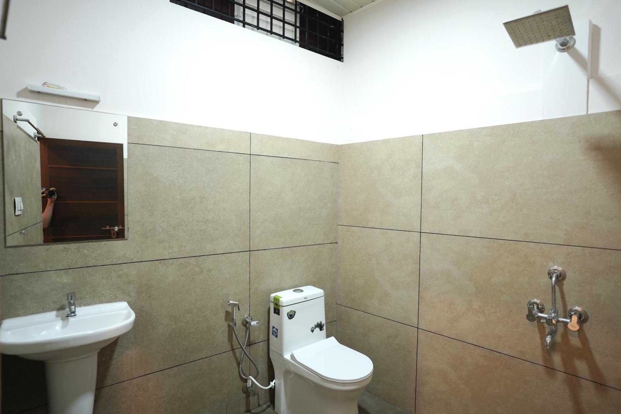 Reach Residency Hotel Kochi
