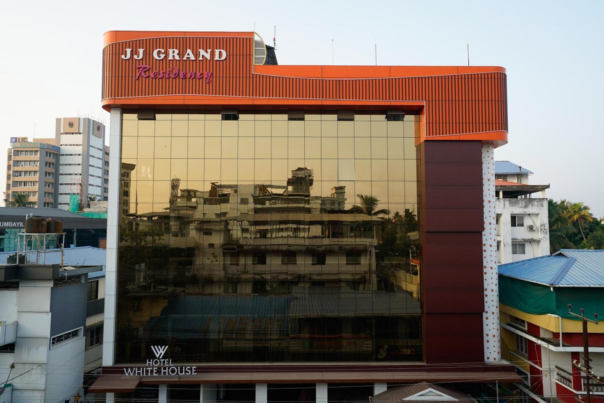 Hotel Signature Cochin Kochi