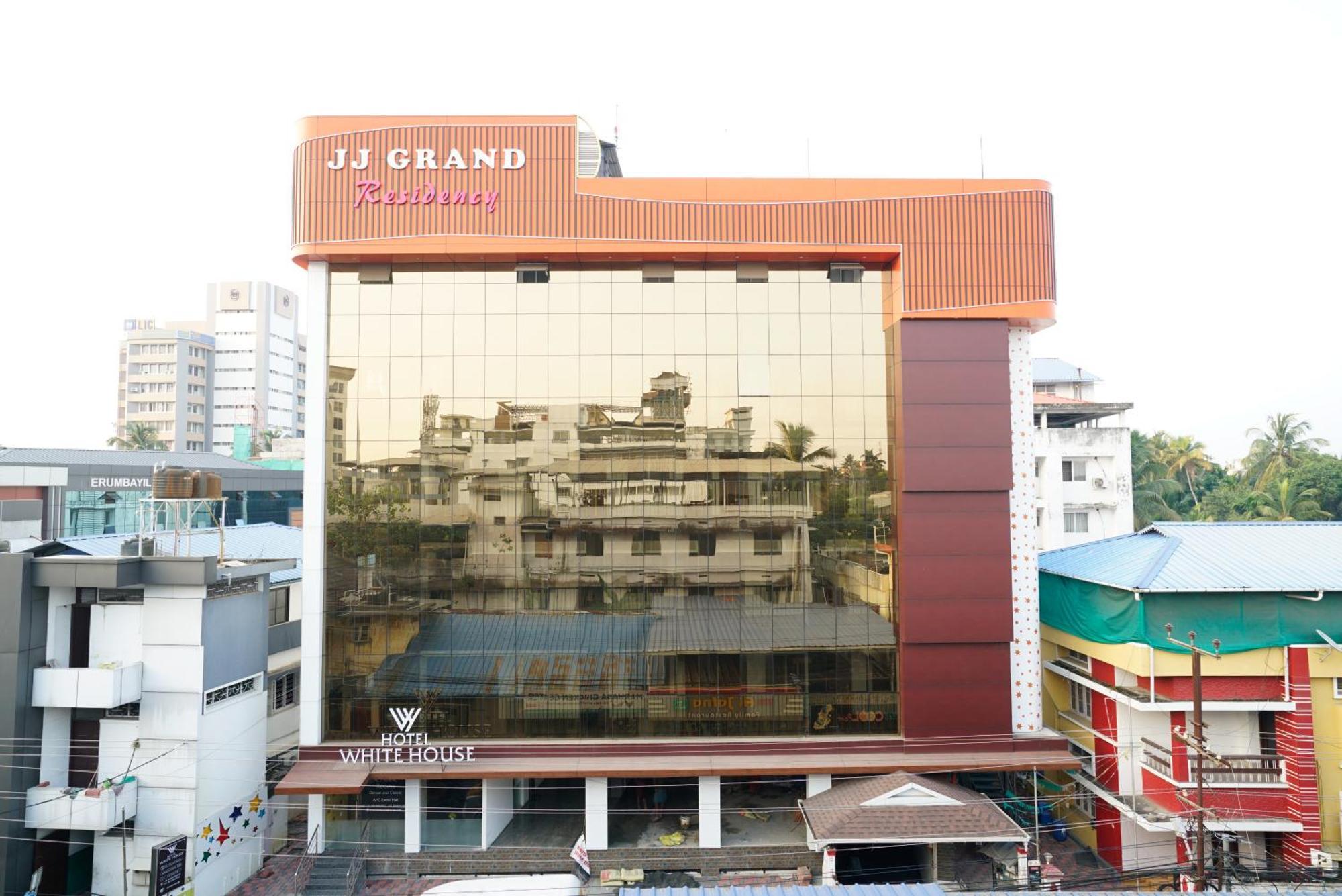 Signature Cochin Hotel Kochi