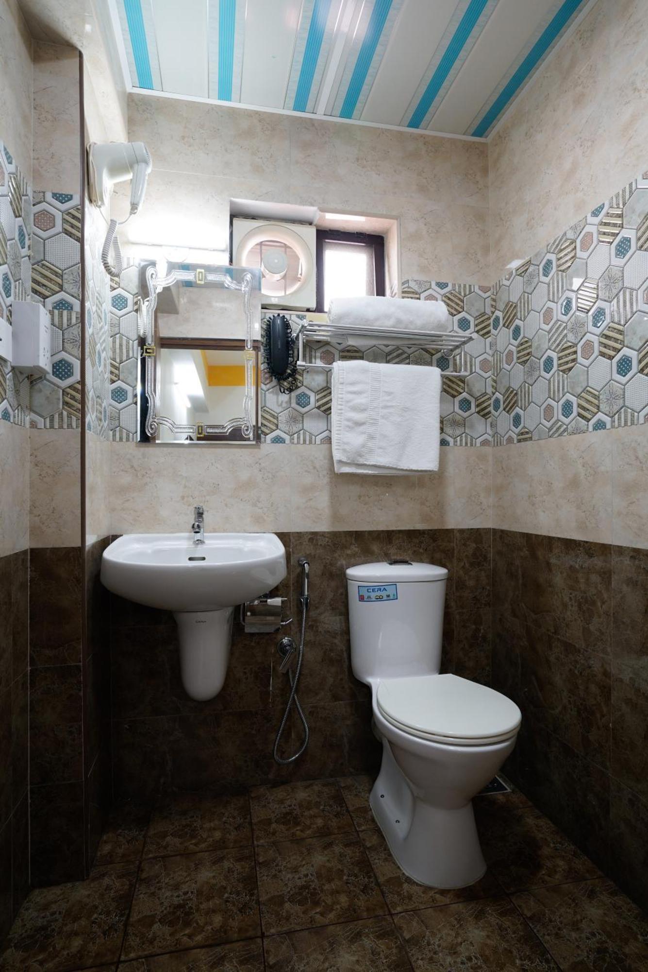 Signature Cochin Hotel 3*