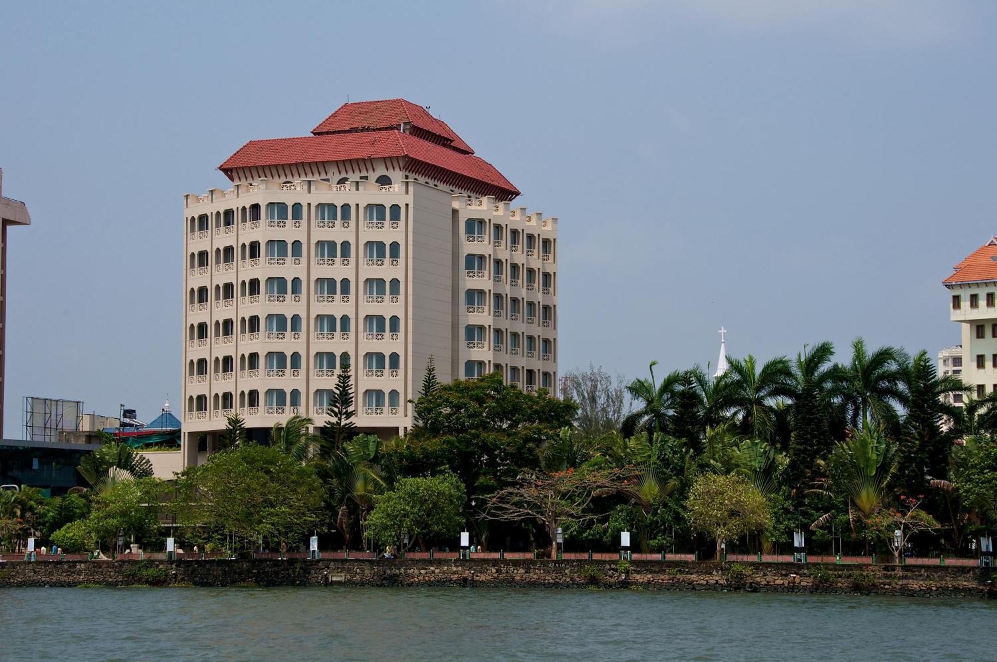 Hotel Vivanta Ernakulam, Marine Drive Kochi