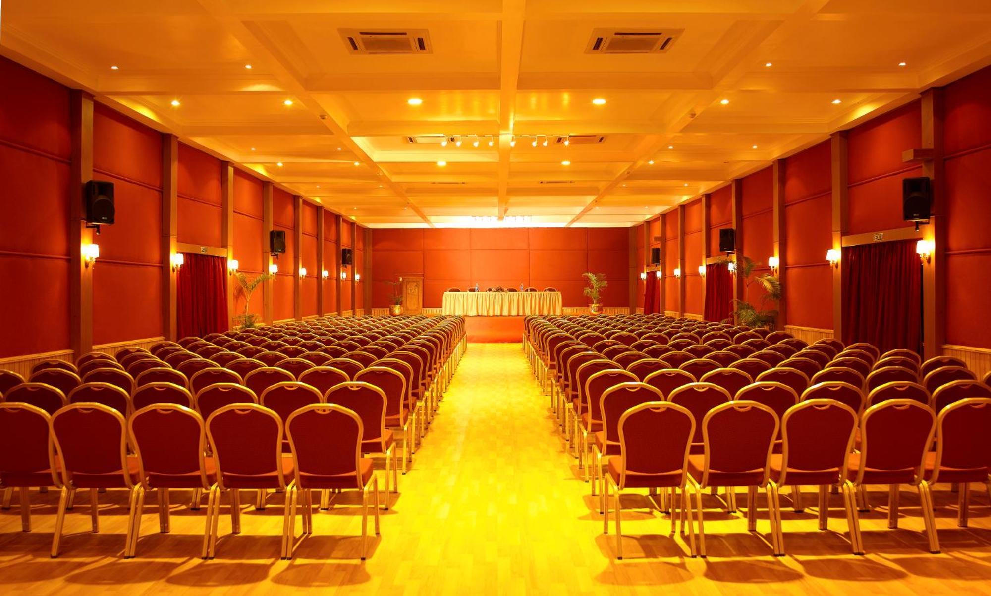 Hotel Vivanta Ernakulam, Marine Drive
