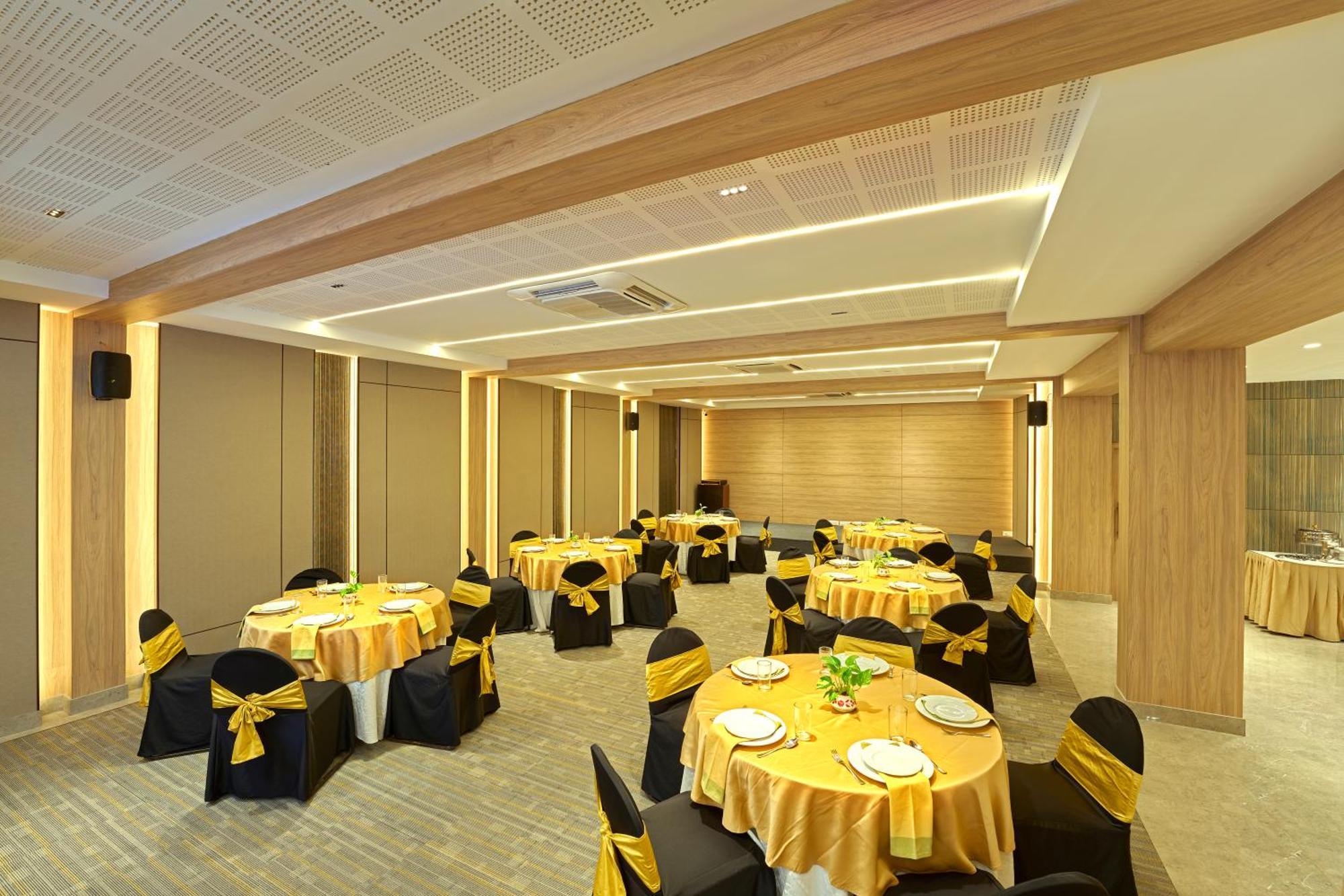 Hotel Abad Kochi