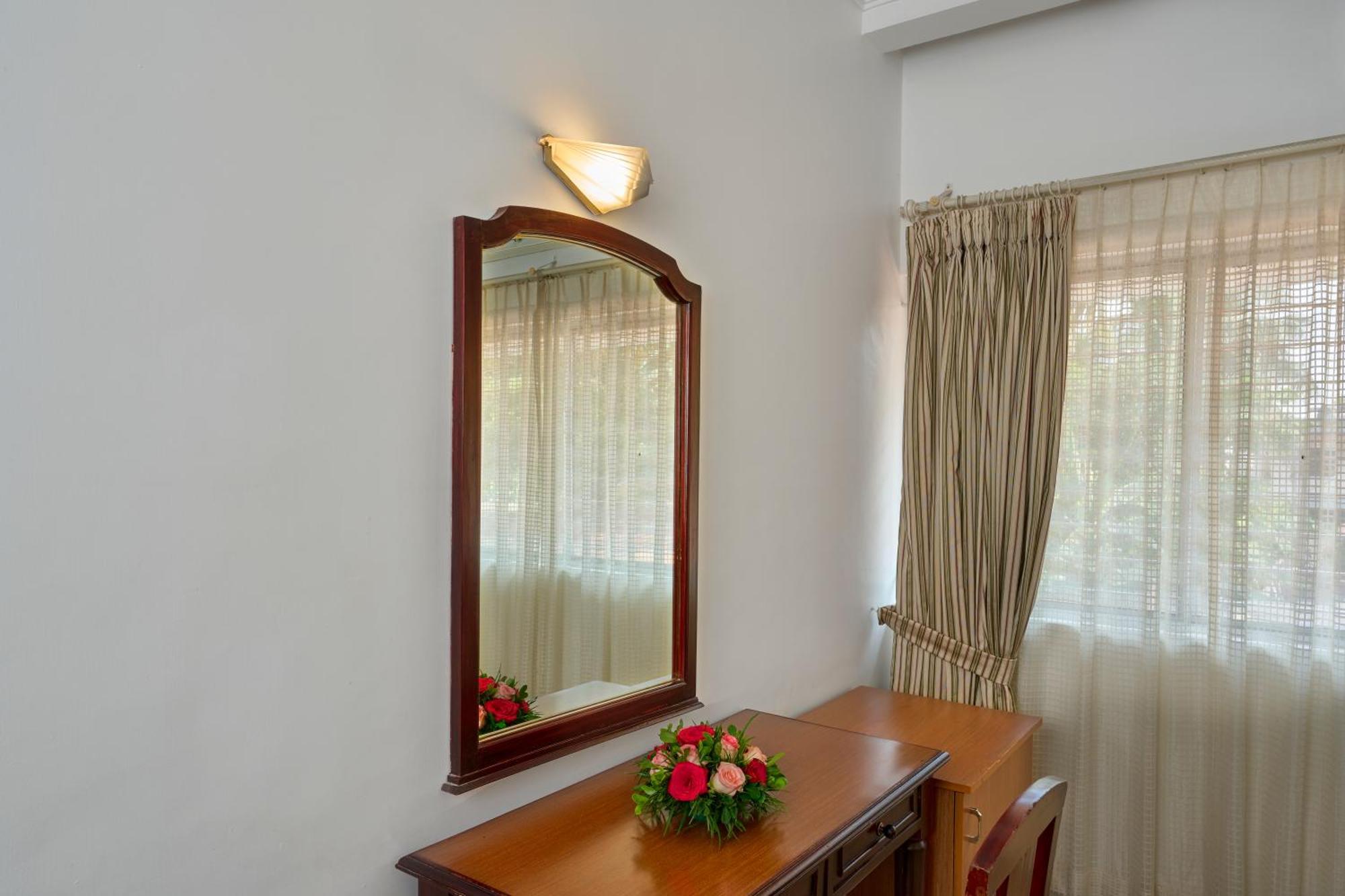 Hotel Abad Kochi
