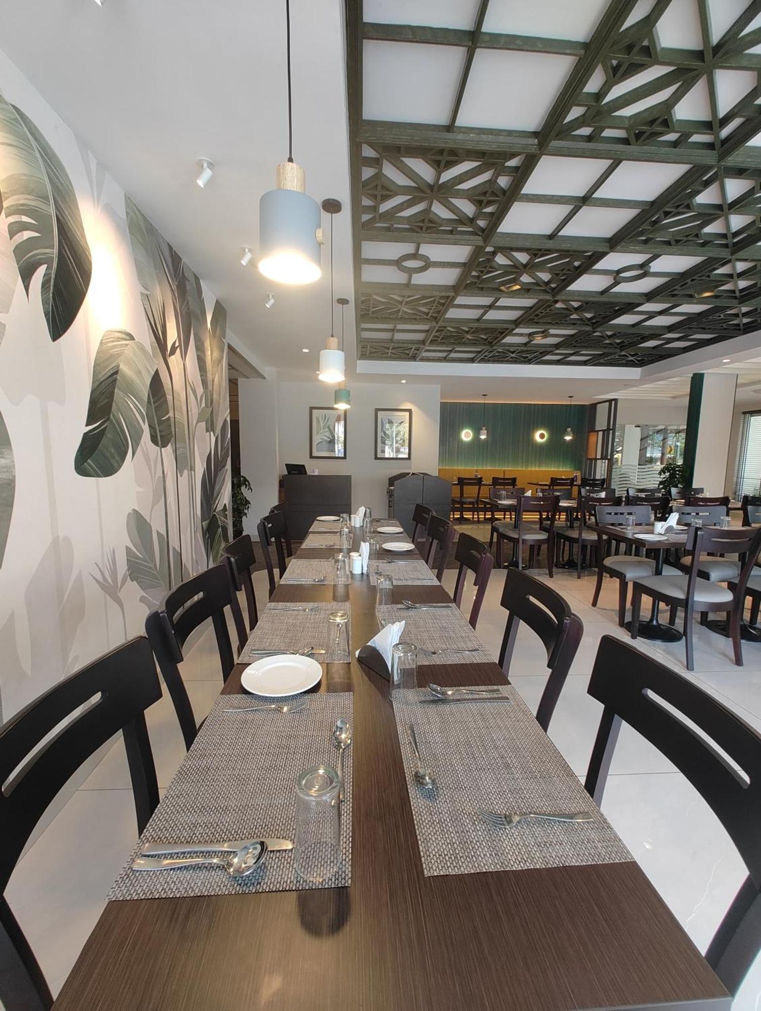 Hotel Abad Kochi