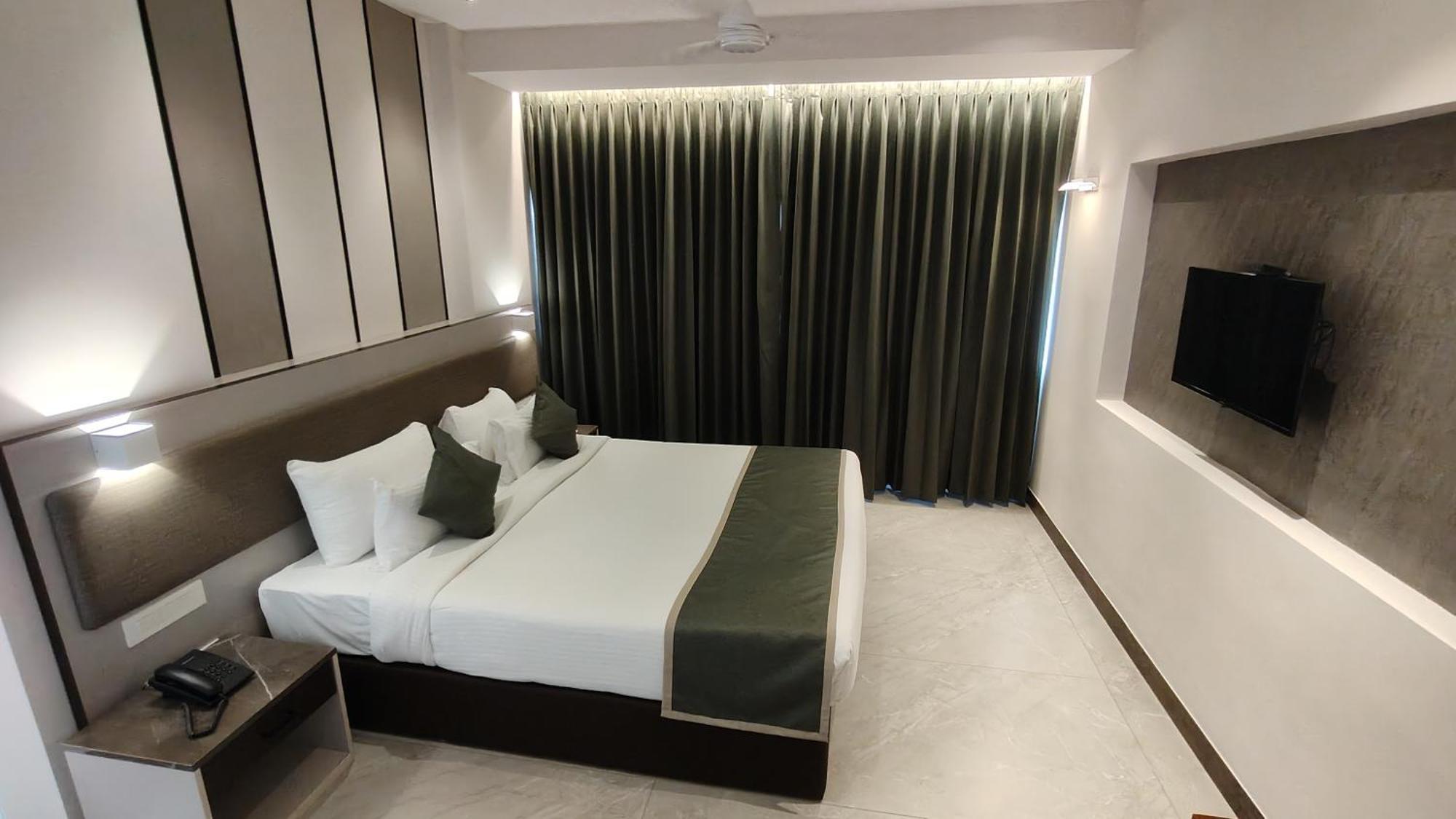 Abad Hotel 3*