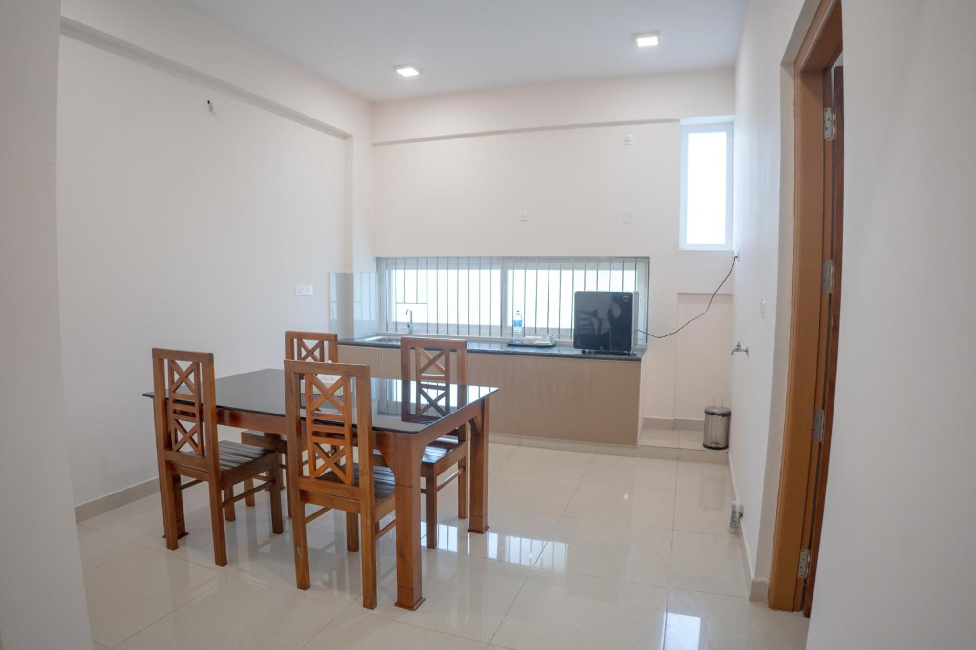 Hotel Daffodils Luxury Airport