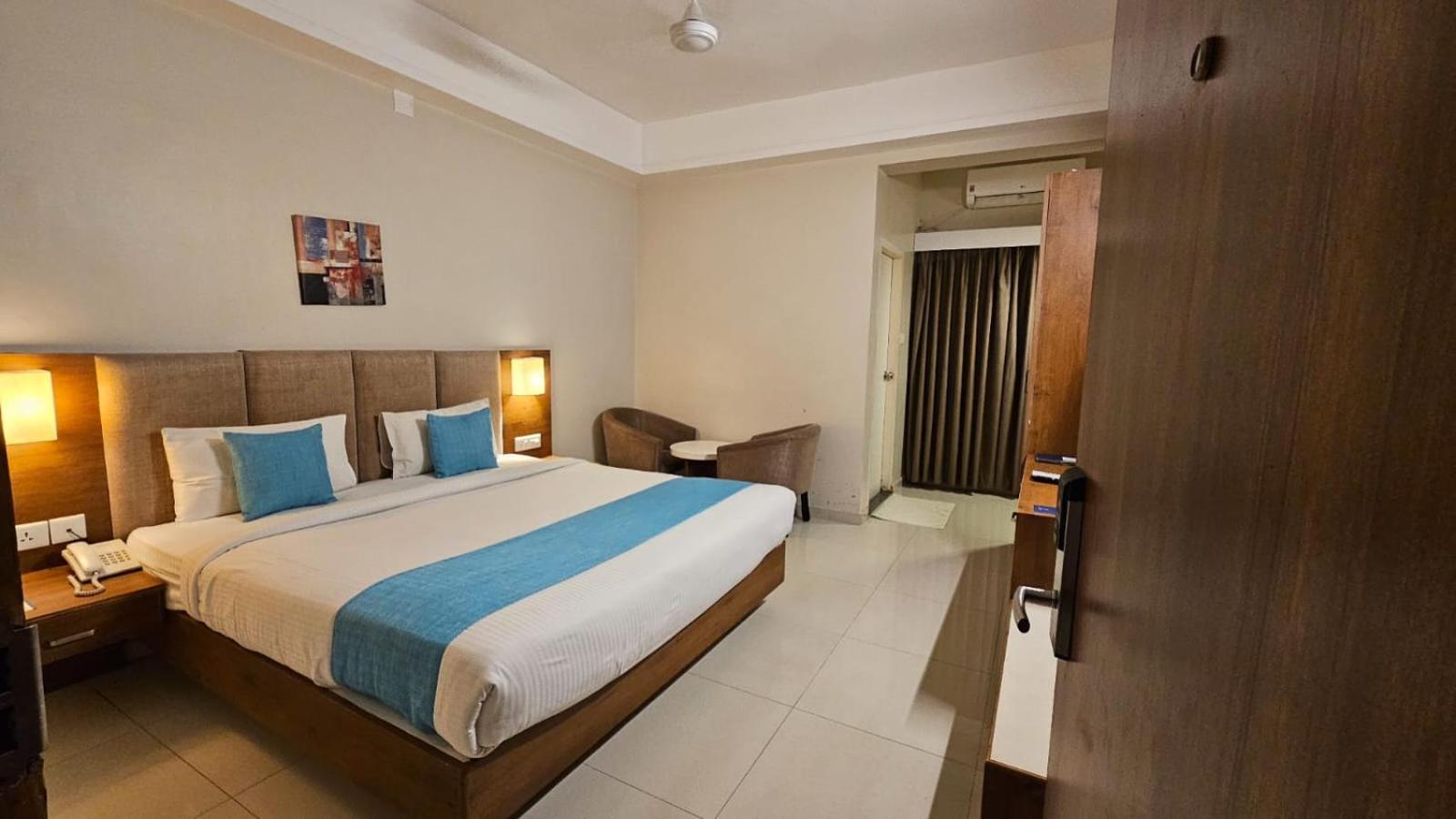 Hotel Royal Residency