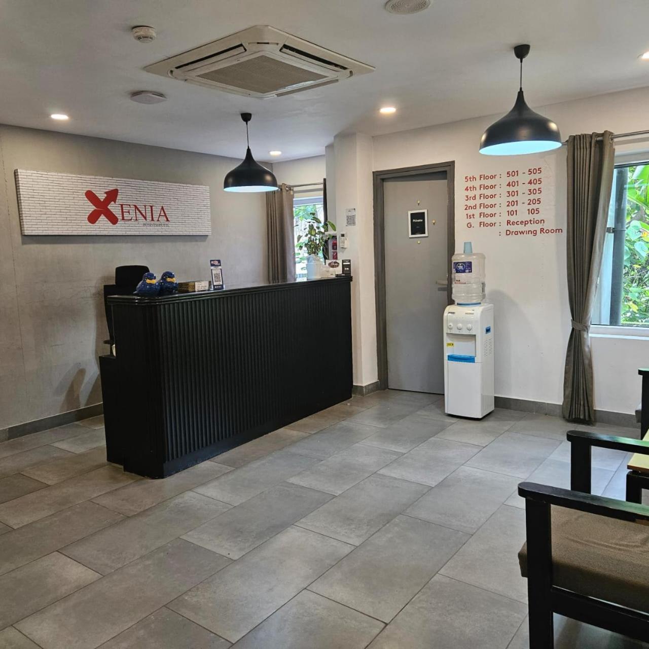 Xenia, Gcda, Kakkanad Hotel *