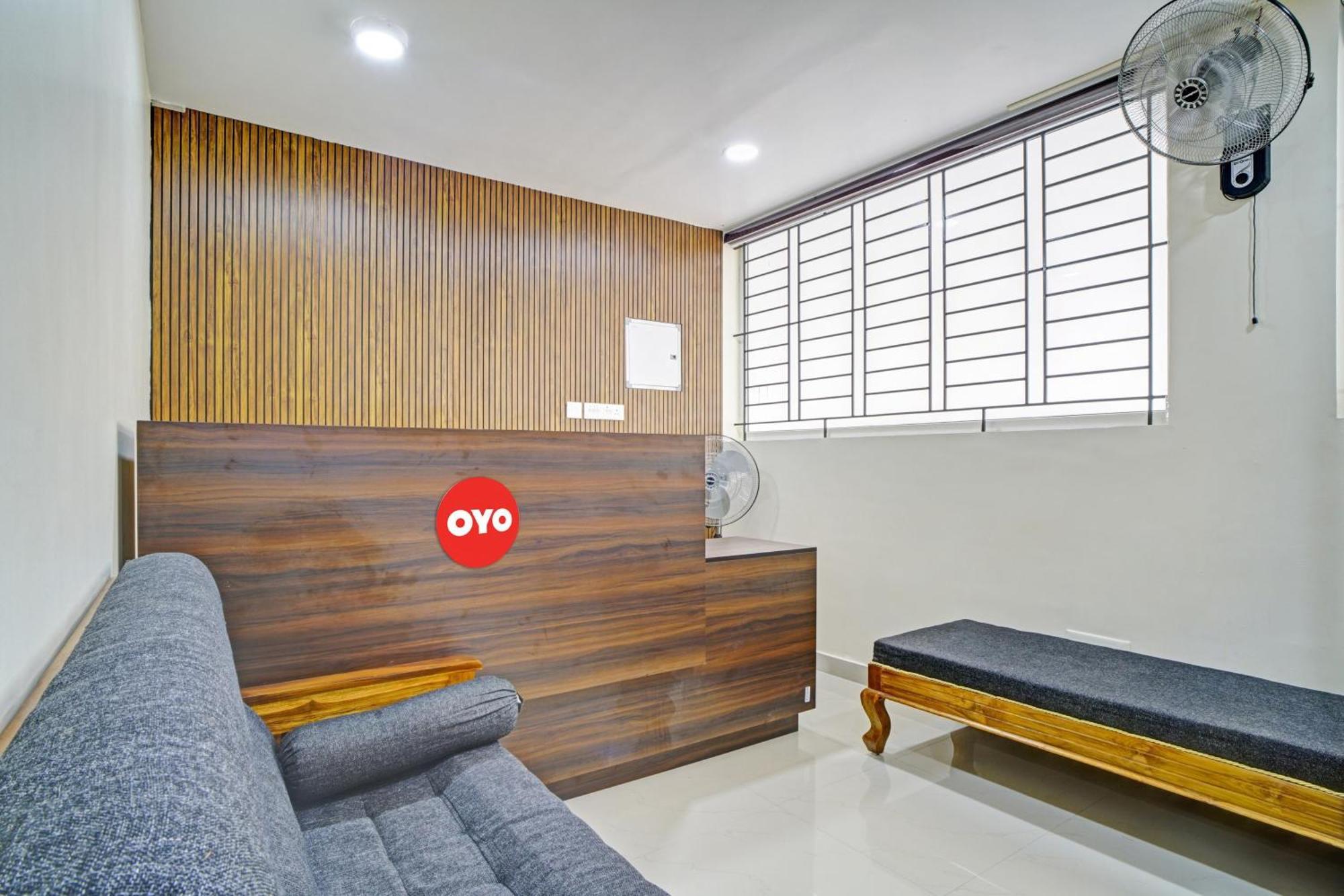 Super O Crystal Executive Hotel 4*