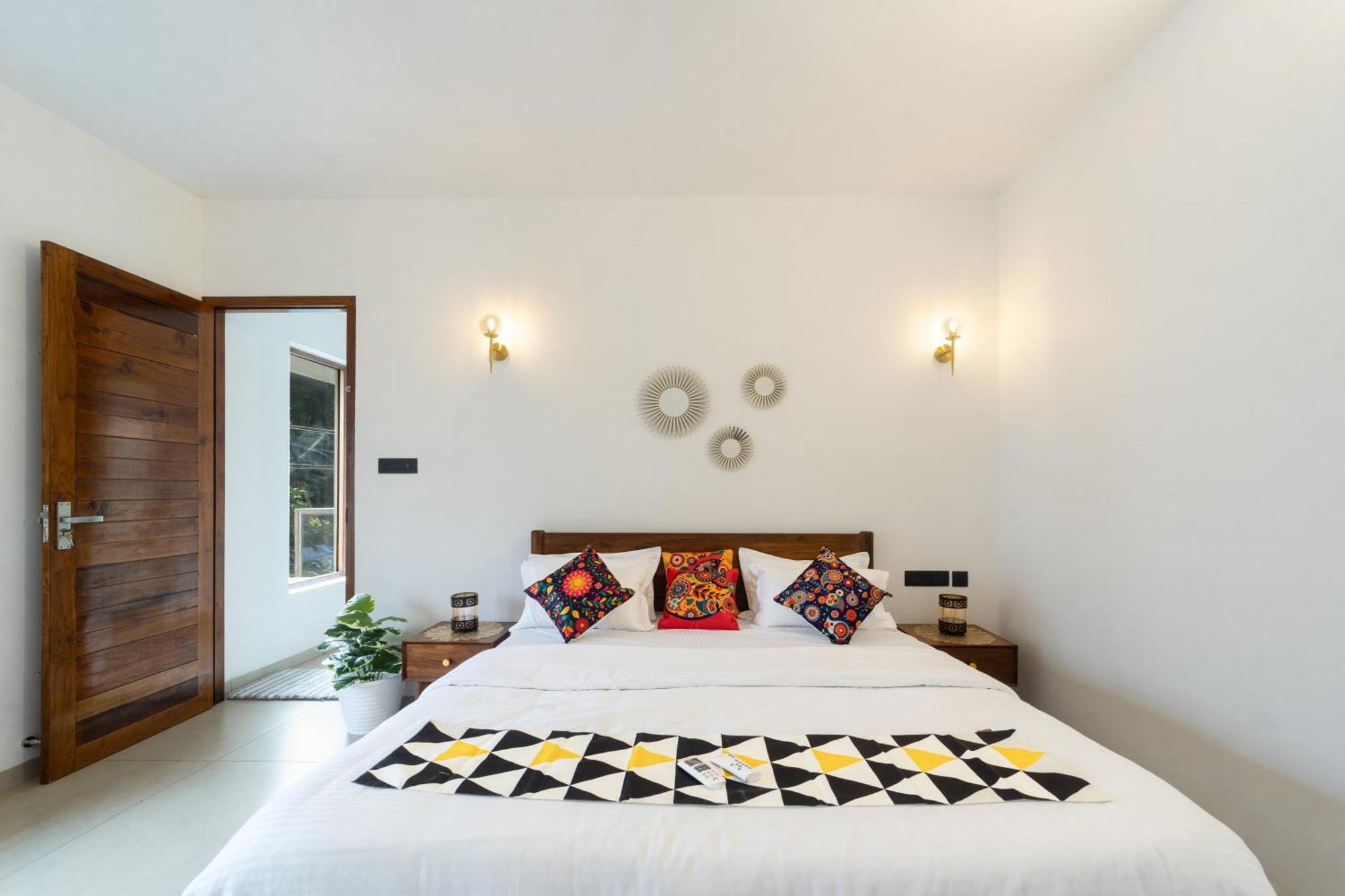 Villa The Zenith - Premium Pool Kochi