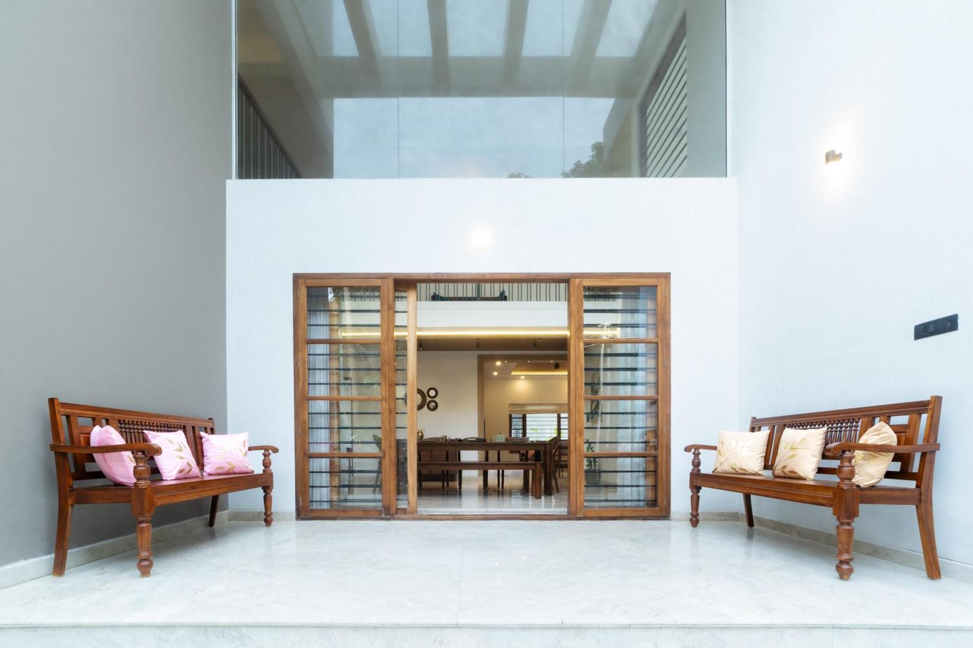 The Zenith - Premium Pool Kochi