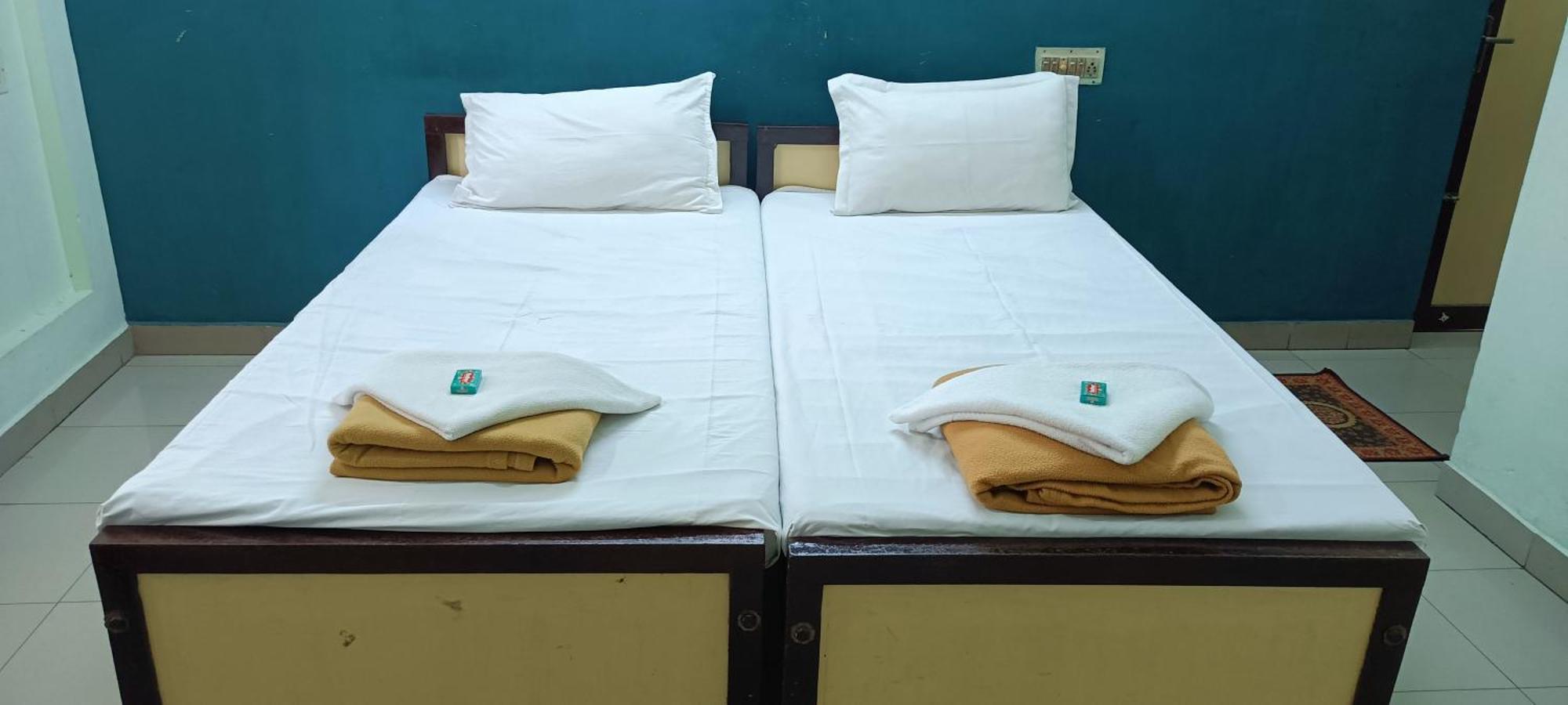 N M Hotel 2*
