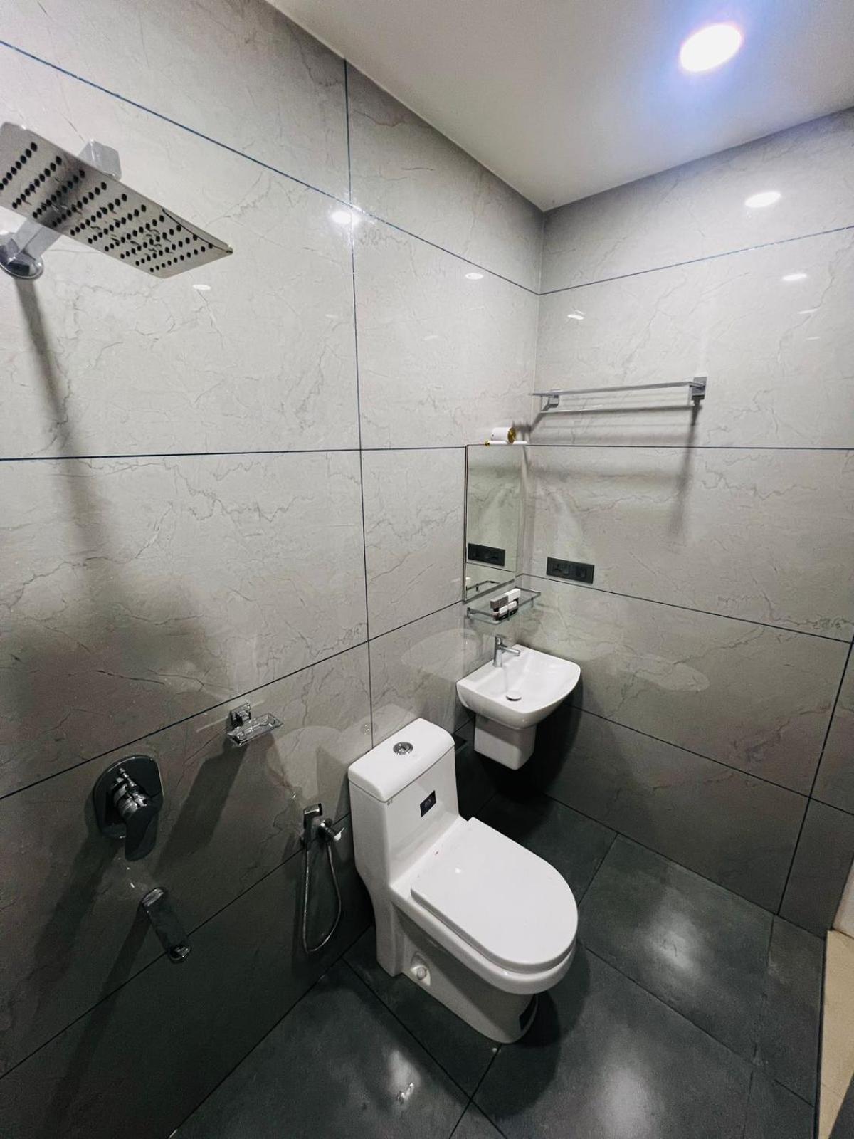 The Lotaz 3* Kochi