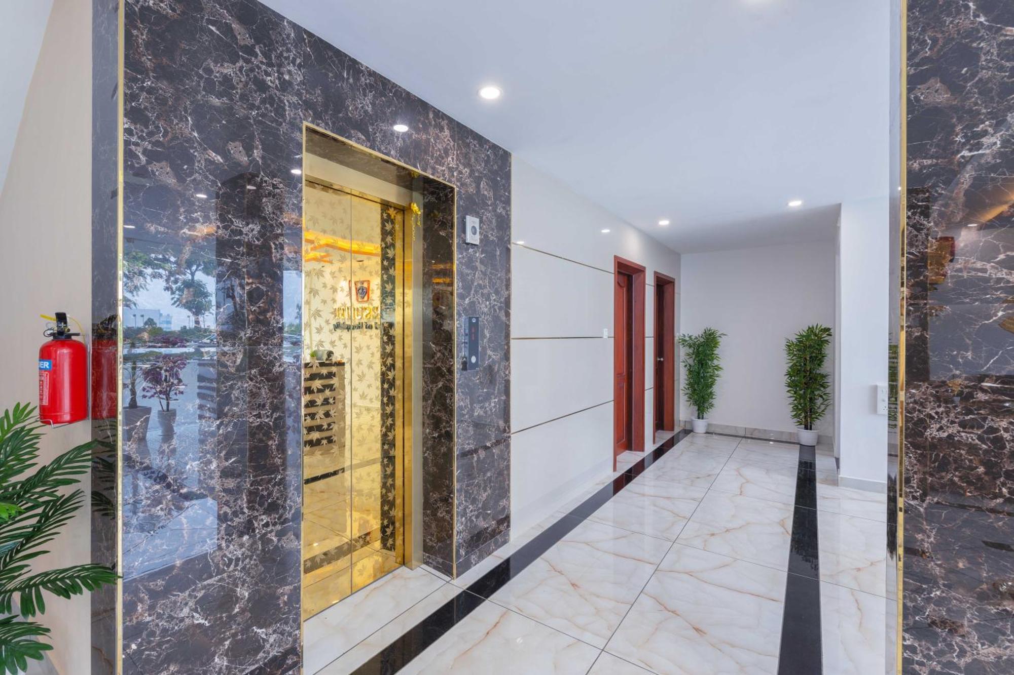 Treebo Airsuite Airport Hotel Kochi